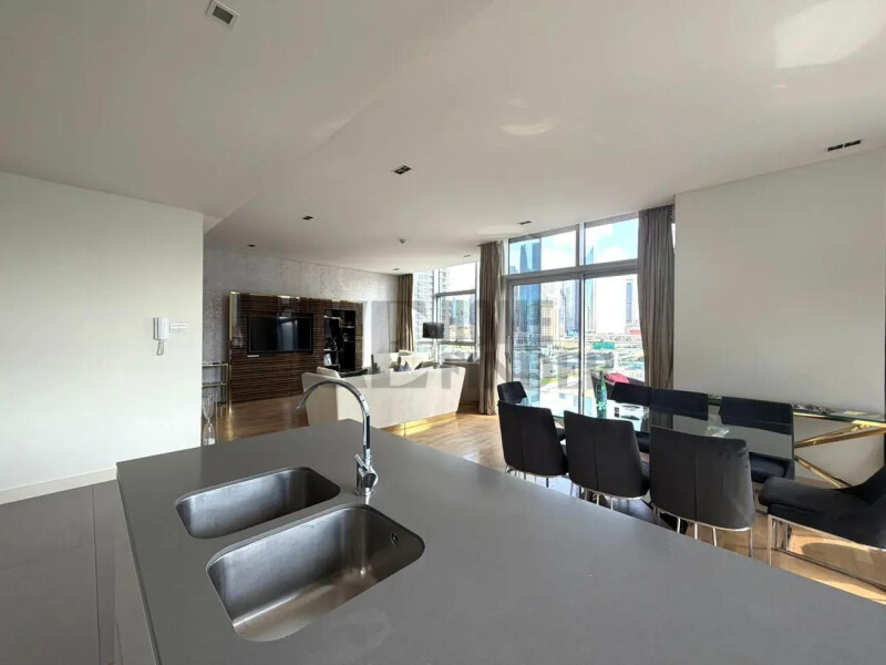 Apartment for Rent in Meeras - City Walk Residential Building 1, Dubai - Skyline Luxury | Spacious 3-Bedroom | City Walk at 490000 AED