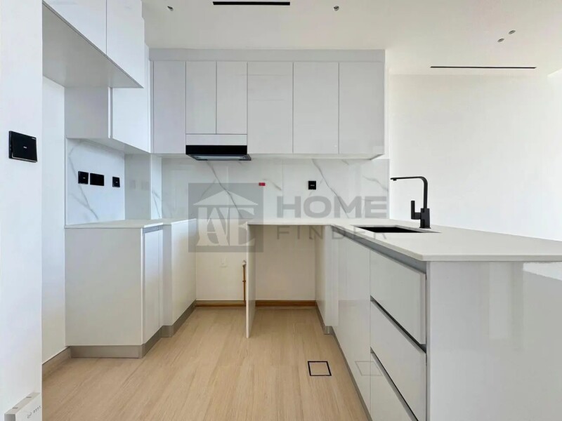 Apartment for Sale in Binghatti Corner - Jumeirah Village Circle, Dubai - Unique Layout | High ROI | Prime Location at 990000 AED