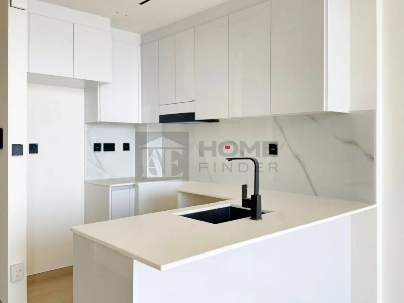 Apartment for Sale in Binghatti Corner - Jumeirah Village Circle, Dubai - Unique Layout | High ROI | Prime Location at 990000 AED