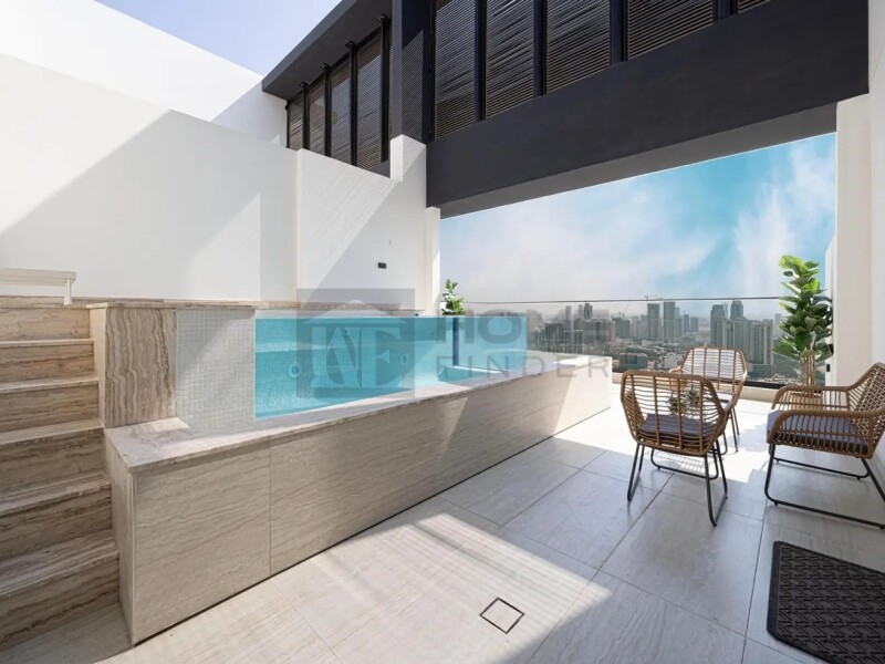 Apartment for Sale in Binghatti Corner - Jumeirah Village Circle, Dubai - Penthouse | Extra Parking | Furnished at 3140000 AED