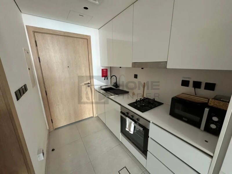 Apartment for Sale in Beverly Residence 1 - Jumeirah Village Circle, Dubai - Furnished Studio | Rented Unit | Balcony | Investor Deal | Beverly Residence JVC at 660000 AED