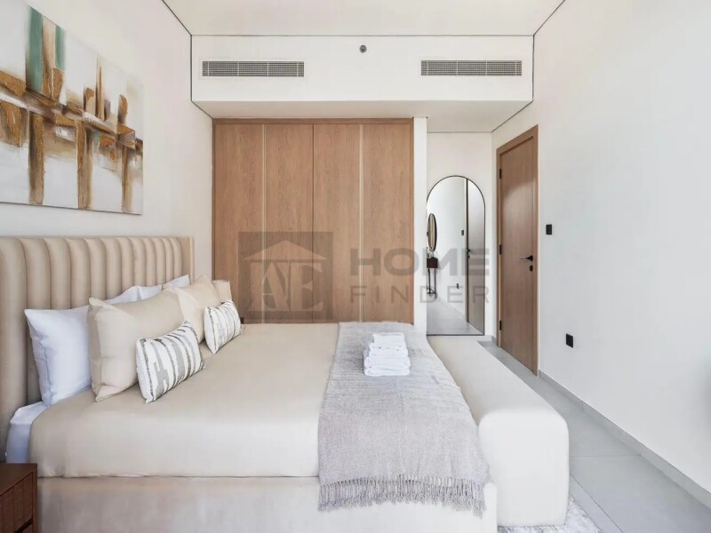 Apartment for Sale in Beverly Residence 1 - Jumeirah Village Circle, Dubai - Unique Design and Cozy | Furnished | Hight ROI at 1290000 AED