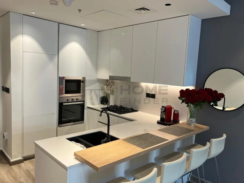 Apartment for Sale in Beverly Residence 1 - Jumeirah Village Circle, Dubai - Upgraded Interior | Rented | High ROI at 1140000 AED