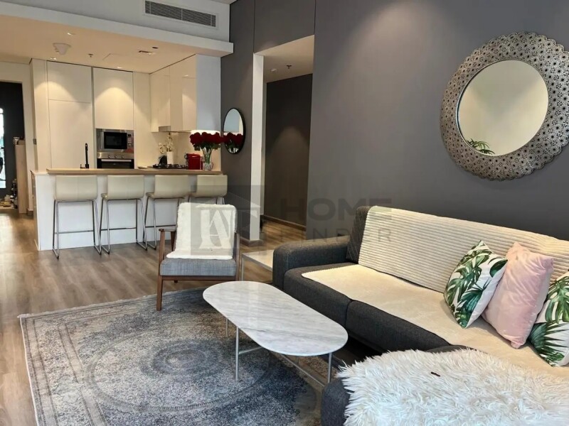 Apartment for Sale in Beverly Residence 1 - Jumeirah Village Circle, Dubai - Upgraded Interior | Rented | High ROI at 1140000 AED