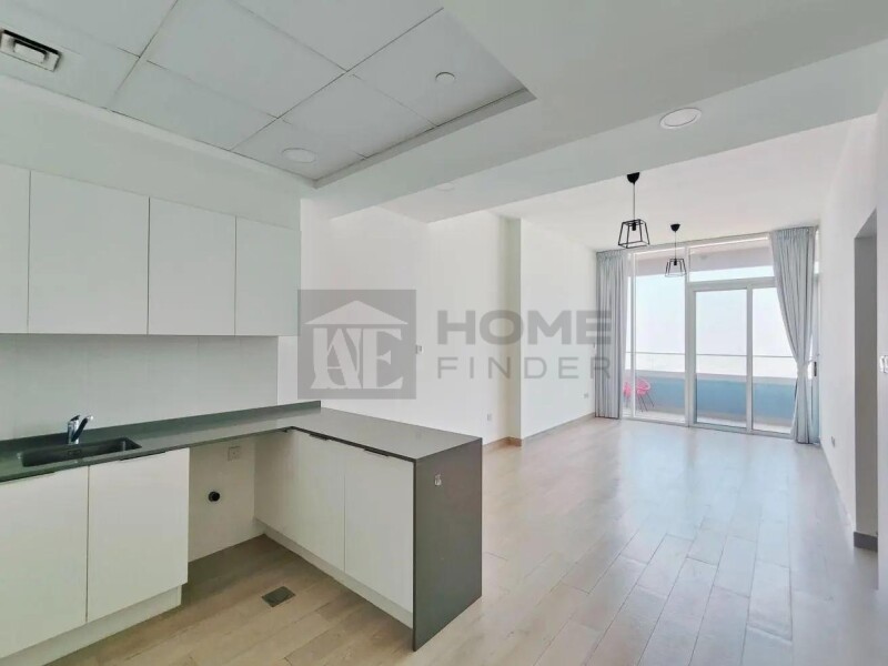Apartment for Sale in BLOOM TOWERS A - JVC, Dubai - High Floor | Vacant | Multiple Options | Ready | at 1550000 AED