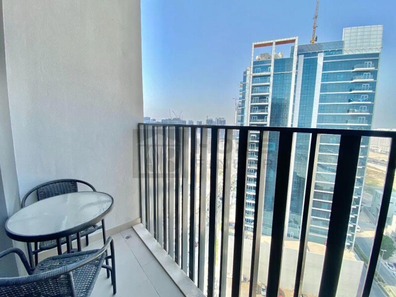Apartment for Sale in Belgravia Heights 1 - Jumeirah Village Circle, Dubai - Modern Living | Unfurnished | Midfloor | Tenanted at 1290000 AED