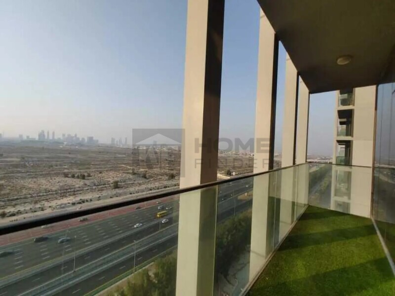 Apartment for Sale in Bloom Tower B - Jumeirah Village Circle, Dubai - Skyline View |Premium Layout |High Floor at 75000 AED