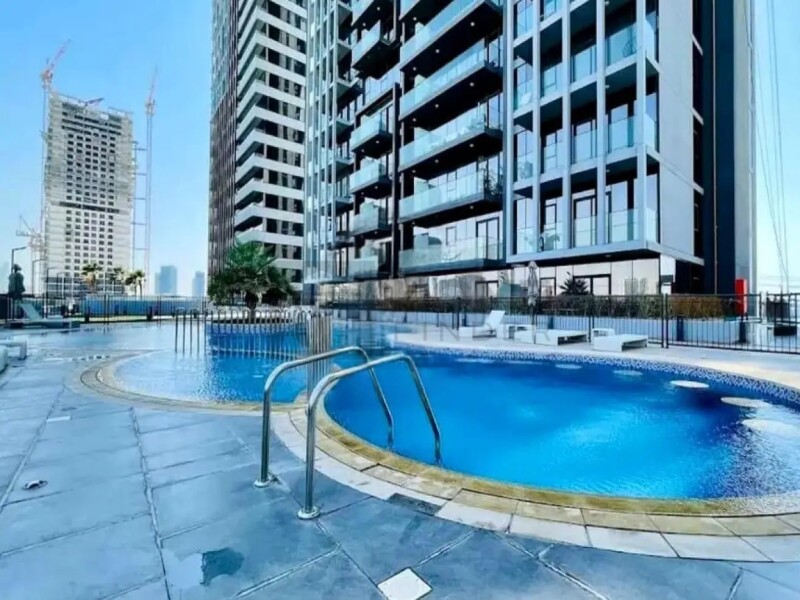 Apartment for Rent in Bloom Tower B - Jumeirah Village Circle, Dubai - Best Price | High Floor | Skyline - Amenities View at 70000 AED