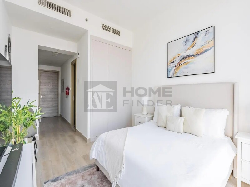 Apartment for Rent in Bloom Tower C - Jumeirah Village Circle, Dubai - Fully Furnished | Marina View | Vacant Now at 49999 AED