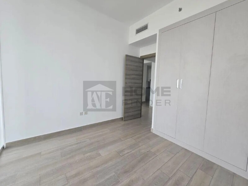 Apartment for Rent in Bloom Tower C - Jumeirah Village Circle, Dubai - Modern Comfort | Spacious | Community View at 60000 AED
