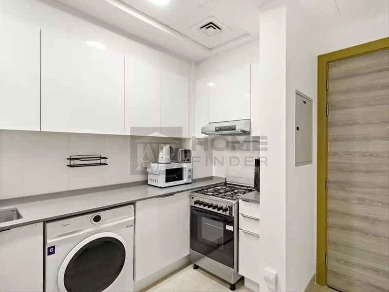Apartment for Rent in Bloom Tower C - Jumeirah Village Circle, Dubai - Well Maintained | Skyline Views | Spacious at 69000 AED