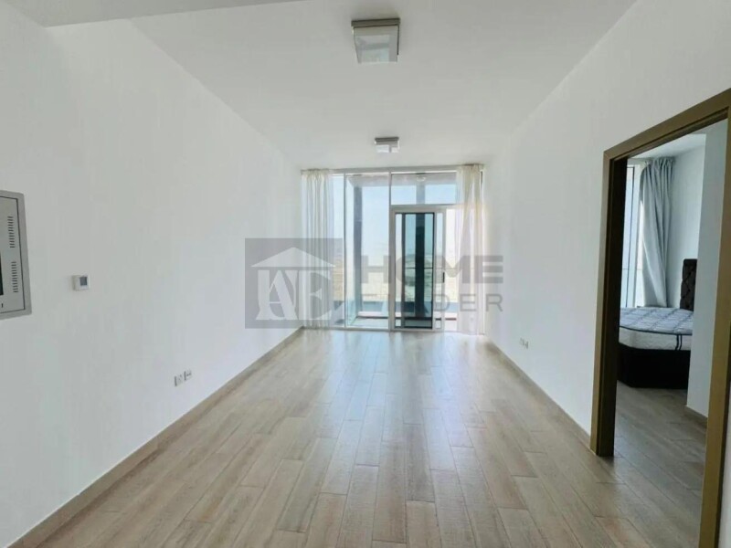 Apartment for Rent in Bloom Tower C - Jumeirah Village Circle, Dubai - High Floor | Marina Skyline View | Ready to move at 69999 AED