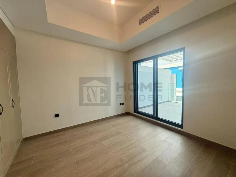 Townhouse for Rent in Damac Lagoons - Santorini 1, Dubai - Corner 5 Bed Next To Large Green Cul-De-Sac at 300000 AED