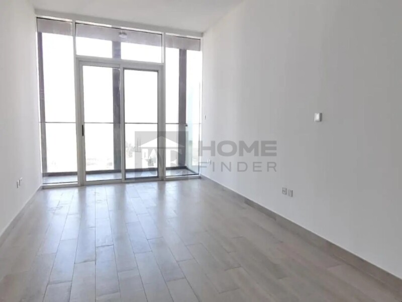 Apartment for Rent in Bloom Towers A - Jumeirah Village Circle, Dubai - Modern elegance | High Floor | Marina Skyline View at 65000 AED
