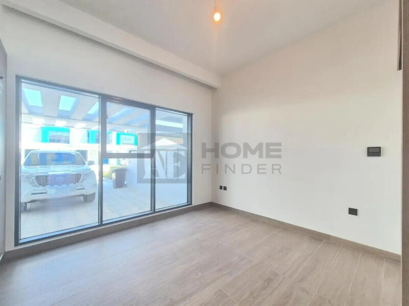 Townhouse for Rent in Damac Lagoons - Santorini 1, Dubai - CORNER PLOT | BIG PLOT | BRAND NEW at 180000 AED