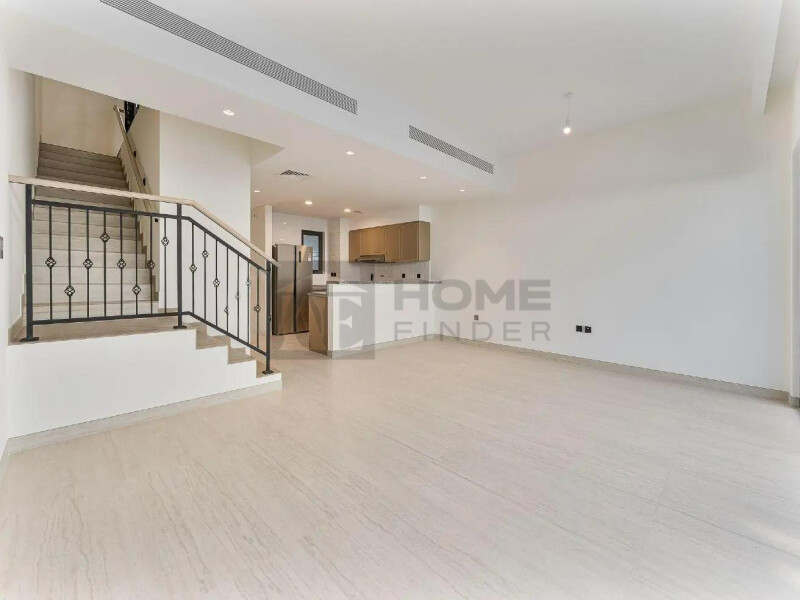 Townhouse for Rent in Santorini's - Damac Lagoons, Dubai - 4 Bedroom | DAMAC Lagoons | Prime Location at 160000 AED