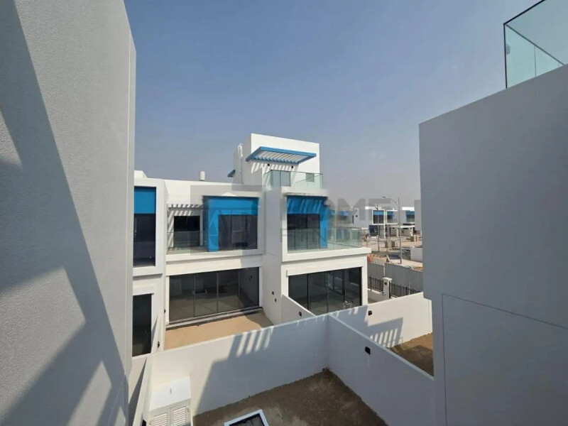 Townhouse for Rent in Santorini's - Damac Lagoons, Dubai - Family-Friendly 4-Bed Townhouse | Ready to move in at 155000 AED