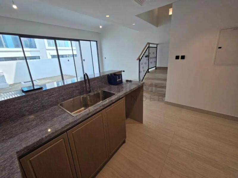 Townhouse for Rent in Santorini's - Damac Lagoons, Dubai - Family-Friendly 4-Bed Townhouse | Ready to move in at 155000 AED
