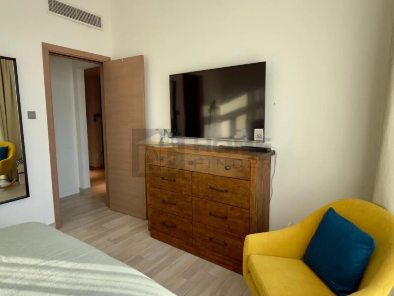 Apartment for Sale in Oxford Residence 2 - Jumeirah Village Circle, Dubai - Pool View | Sunny One-Bedroom | Fully Equipped at 1090000 AED