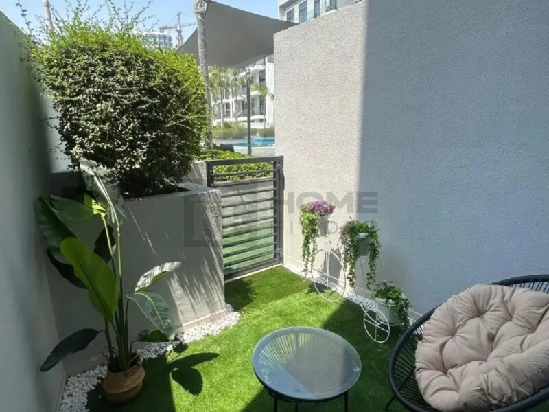 Apartment for Sale in Oxford Residence 2 - Jumeirah Village Circle, Dubai - PRIVATE GARDEN | DIRECT ACCESS TO POOL at 790000 AED