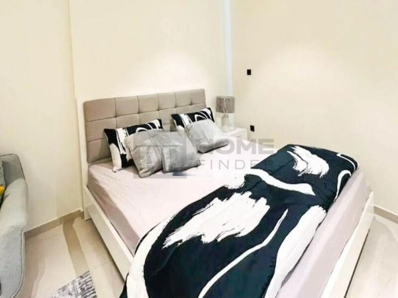 Apartment for Sale in Beverly Residence 1 - Jumeirah Village Circle, Dubai - Furnished Unit | Rented at 66K | Investor Deal at 700000 AED