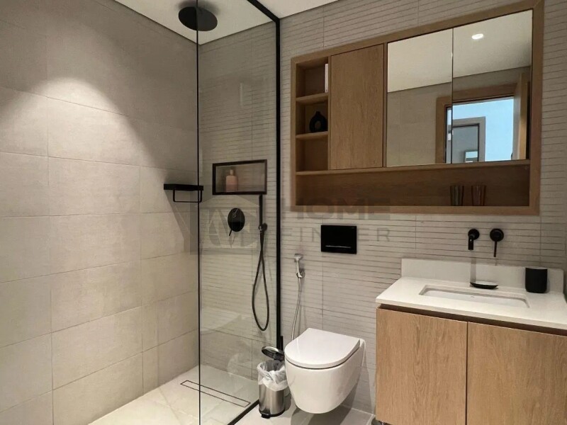 Apartment for Sale in Beverly Residence 1 - Jumeirah Village Circle, Dubai - Big Terrace | Rented | Fully Furnished at 1090000 AED