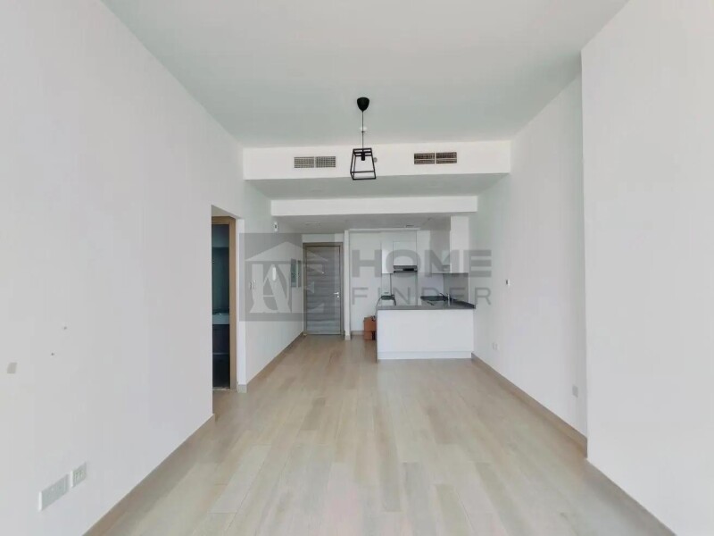 Apartment for Sale in BLOOM TOWERS A - JVC, Dubai - High Floor | Vacant | Multiple Options | Ready | at 1550000 AED