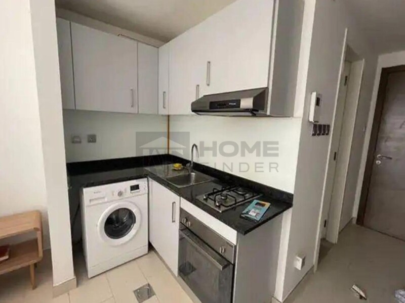 Apartment for Rent in ROY MEDITERRANEAN - JVC, Dubai - Potential High ROI | Pool View | Prime Investment at 500000 AED