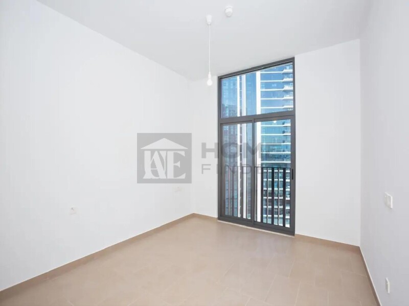 Apartment for Sale in Belgravia Heights 1 - Jumeirah Village Circle, Dubai - Cozy and Sleek| Polished Interiors| Mid Floor at 1290000 AED