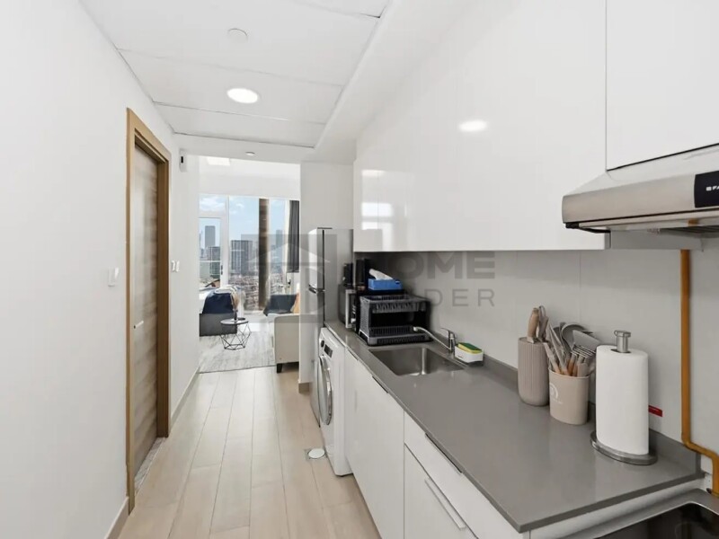 Apartment for Sale in Bloom Tower B - Jumeirah Village Circle, Dubai - Biggest Layout || High Floor || Furnished at 47999 AED