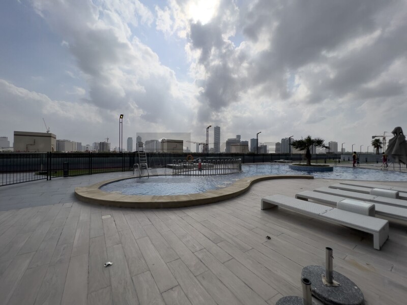 Apartment for Sale in Bloom Tower B - Jumeirah Village Circle, Dubai - Biggest Layout || High Floor || Furnished at 47999 AED