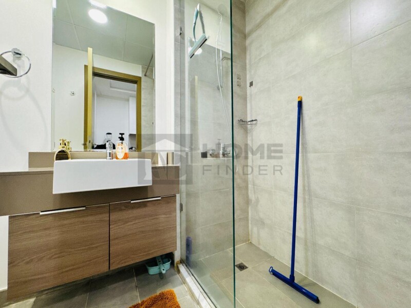 Apartment for Rent in Bloom Tower C - Jumeirah Village Circle, Dubai - Luxury Furnished | Skyline view | Higher floor at 49999 AED
