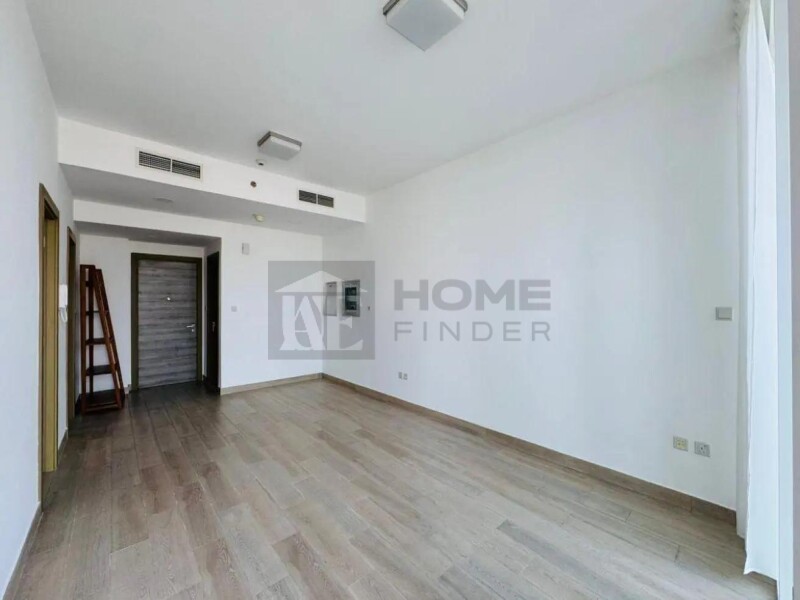 Apartment for Rent in Bloom Tower C - Jumeirah Village Circle, Dubai - High Floor | Marina Skyline View | Ready to move at 69999 AED