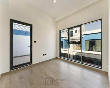 Townhouse for Rent in Santorini's - Damac Lagoons, Dubai - Unfurnished | Modern Layout | Balcony View at 170000 AED