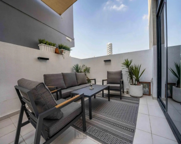 Pool View | Vacant Now | Study | Large Terrace