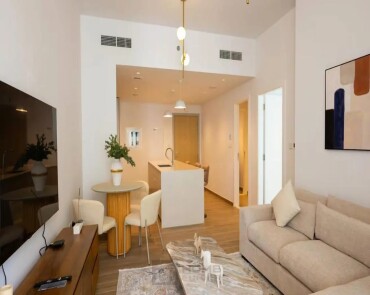 Ready to Move | Ellington | Modern