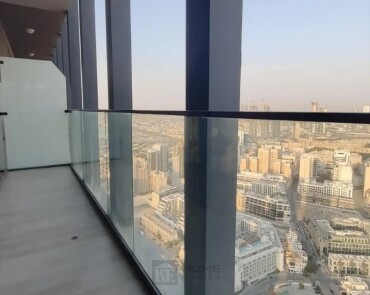 Apartment for Rent in Bloom Towers A - Jumeirah Village Circle, Dubai - Modern elegance | High Floor | Marina Skyline View at 65000 AED